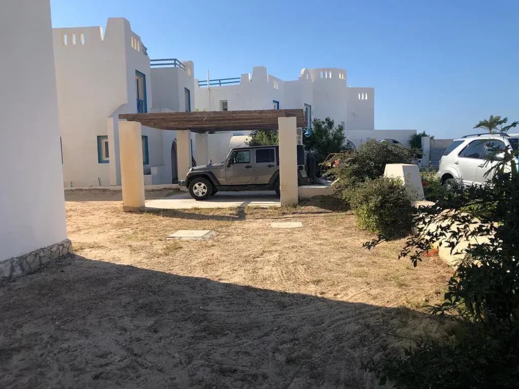 للبيع تاون هاوس مساحة 170 م² في Mountain View Ras El Hikma