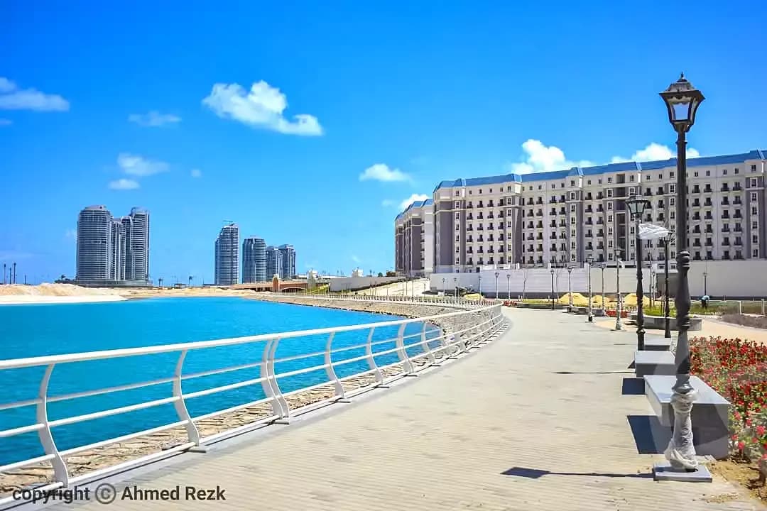 SED الحي اللاتيني في العلمين من السعوديه المصريه للتعمير