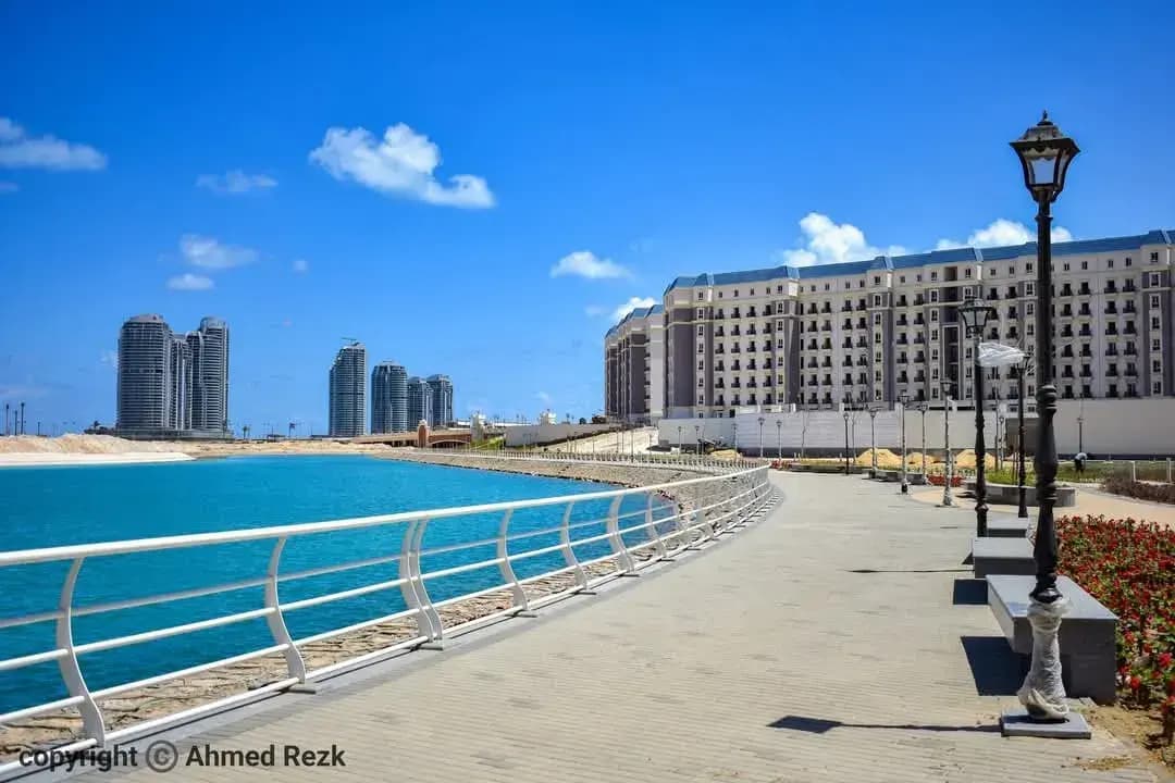 شقة 208م للبيع في الحي اللاتيني العلمين الجديدة | 3 غرف - مقدم 5%